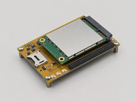 Sixfab sınıfı taşıyıcı üzerinde EG25-G mini-PCIe 4G LTE modem modülü